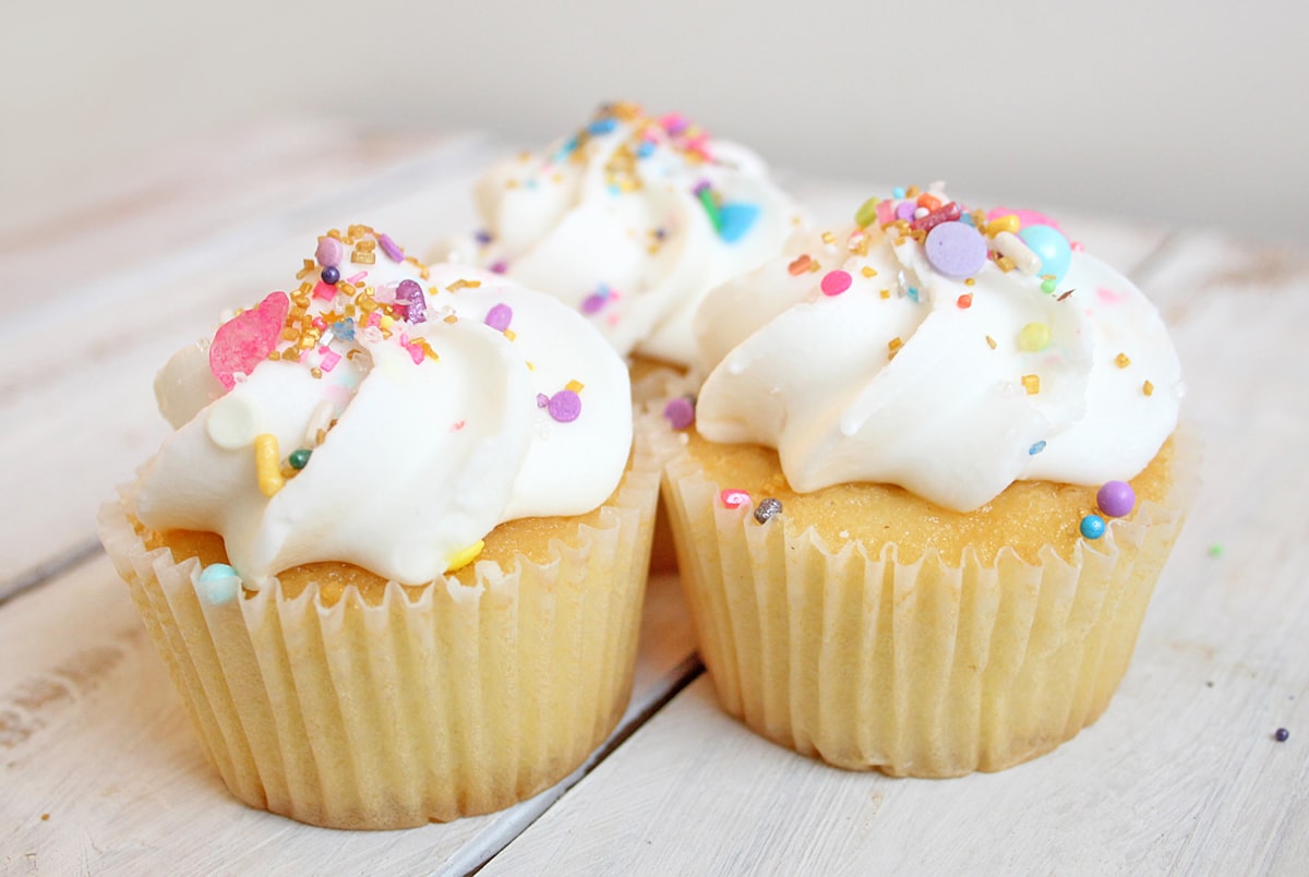 Vanilla Cupcakes