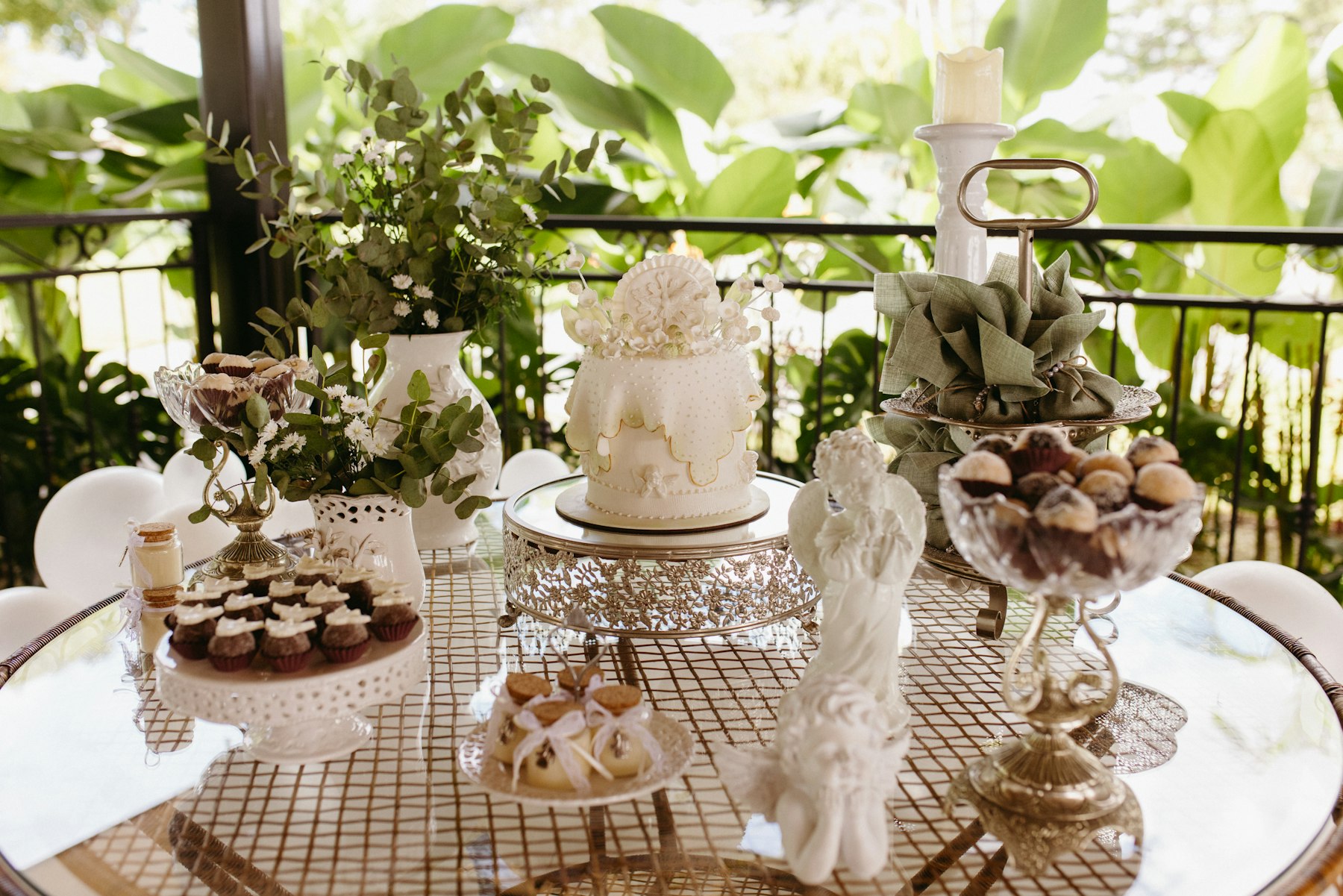 10 Cupcake Decorating Ideas Anyone Can Master